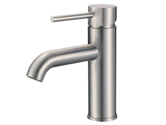 Single lever handle <br>Brushed Nickel or Chrome